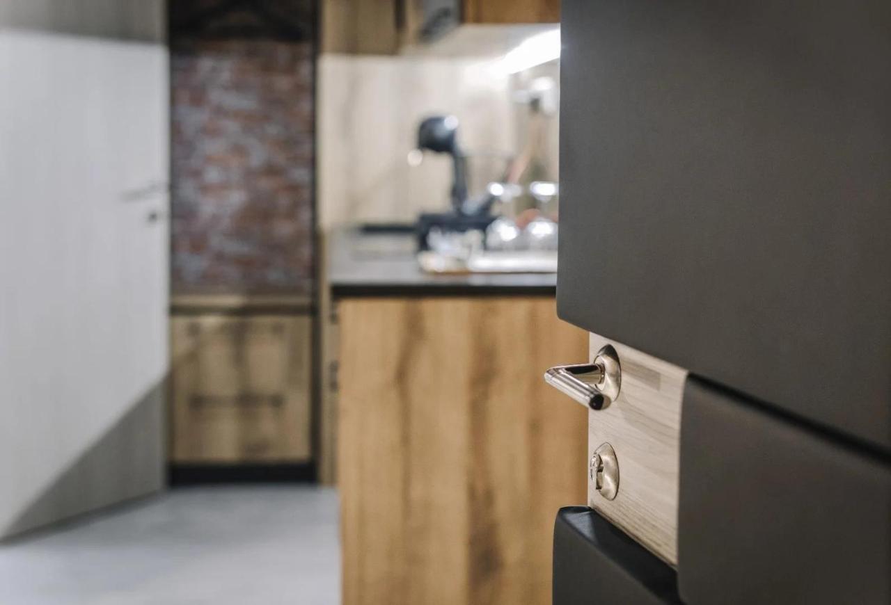 Apartmanhaz Soho 杰尔 外观 照片