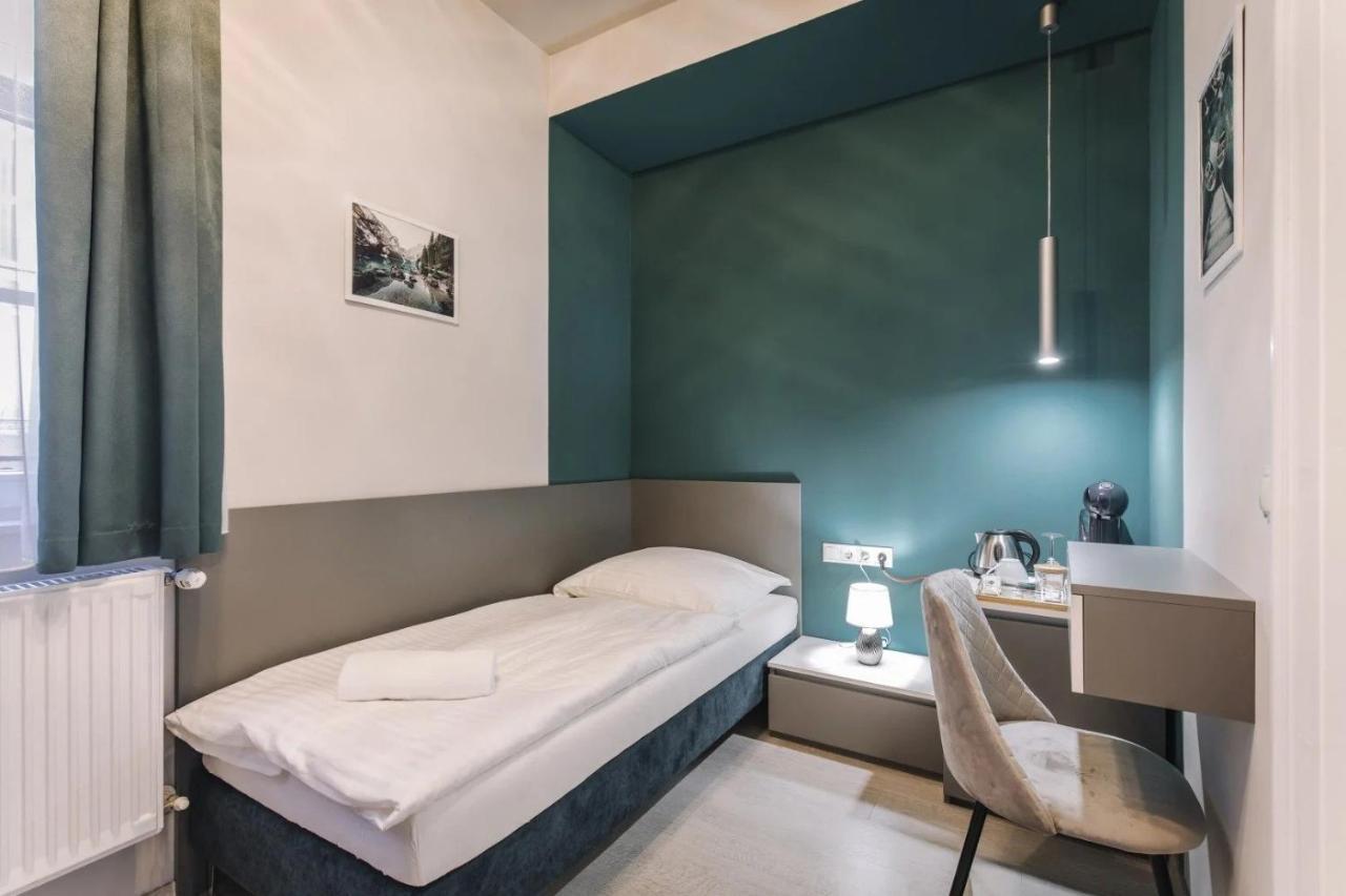 Apartmanhaz Soho 杰尔 外观 照片