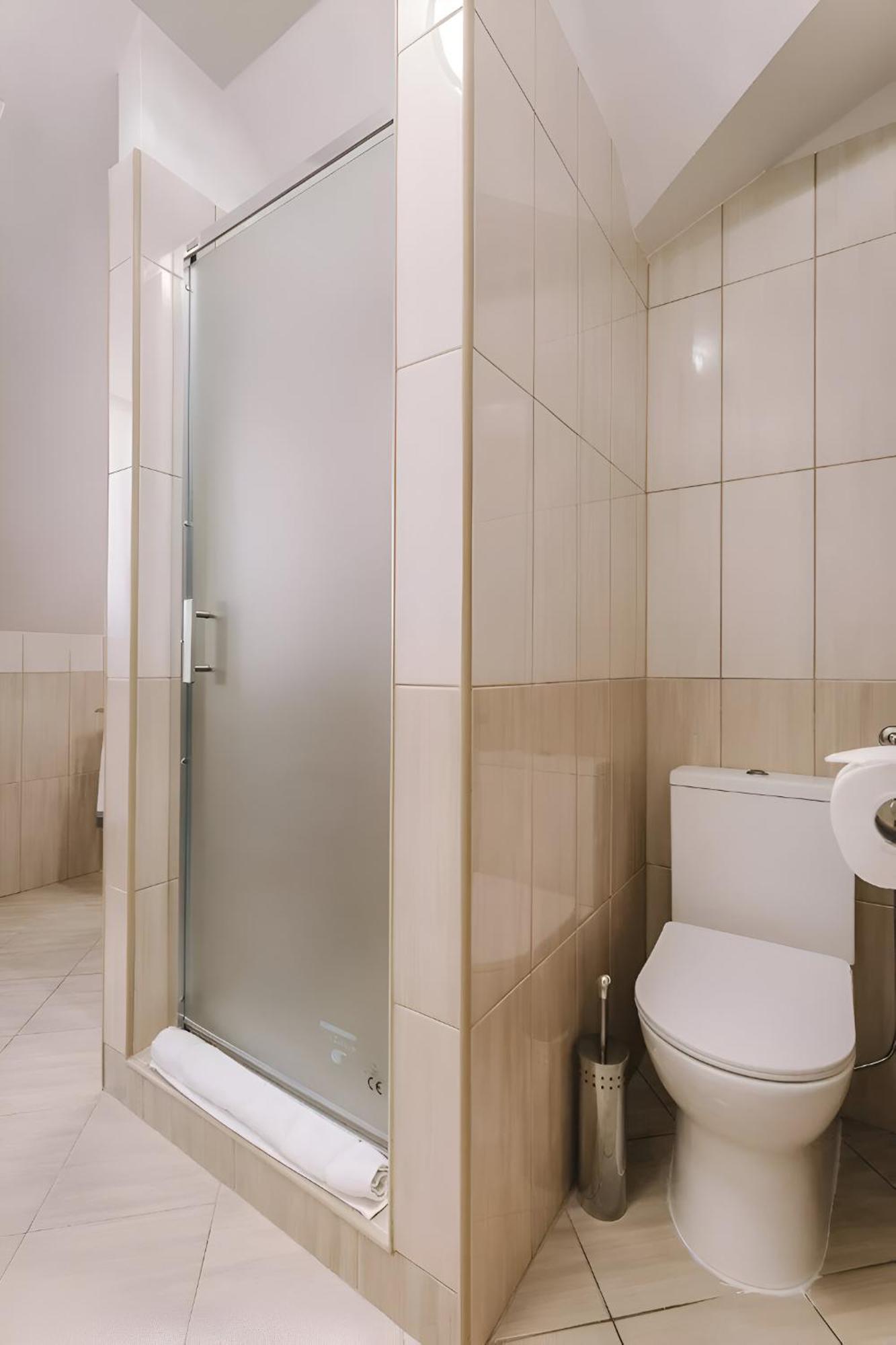 Apartmanhaz Soho 杰尔 外观 照片