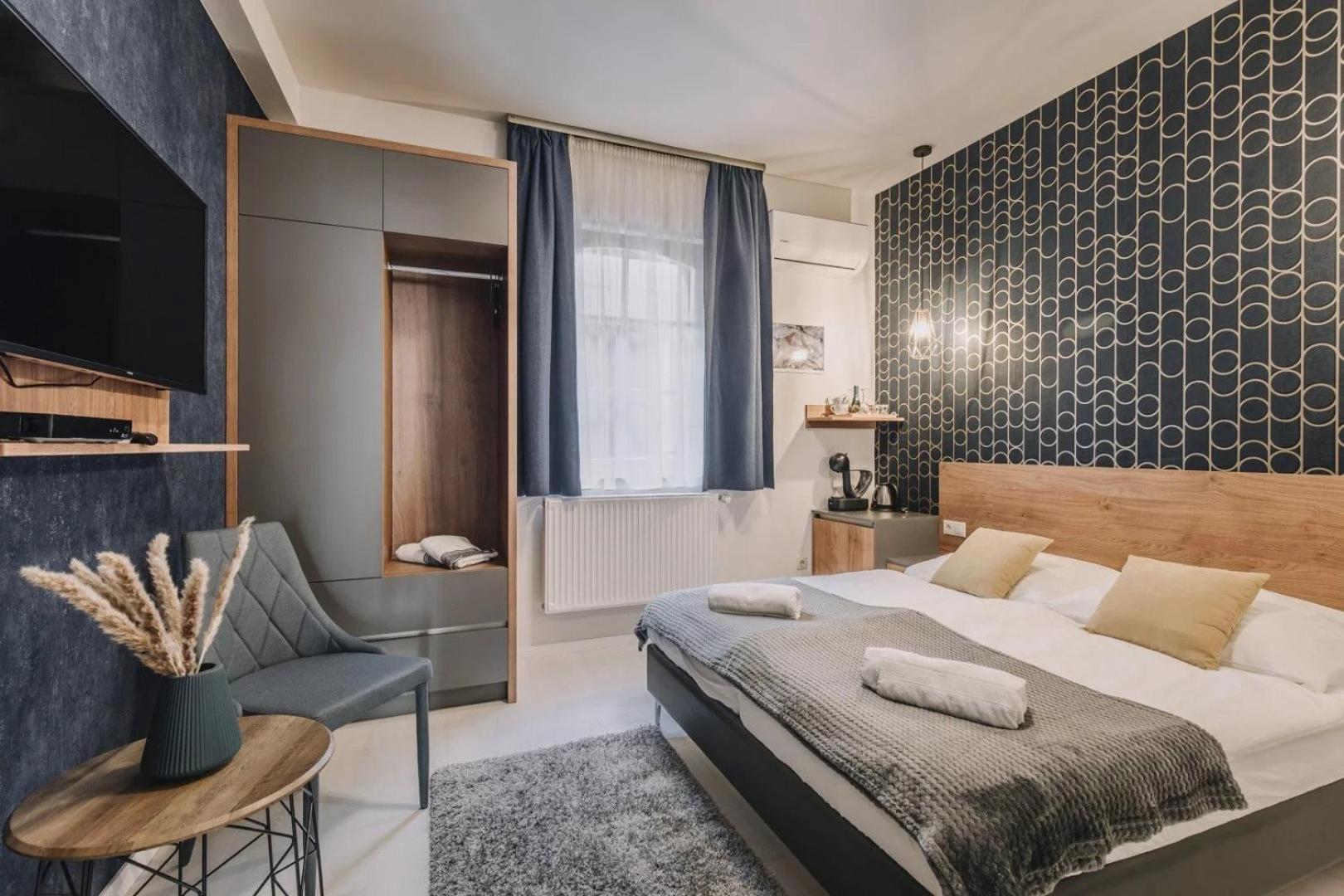 Apartmanhaz Soho 杰尔 外观 照片